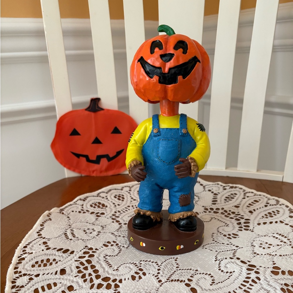 Rustic Pumpkin Scarecrow Farmhouse Decorative Bobblehead Figurine.